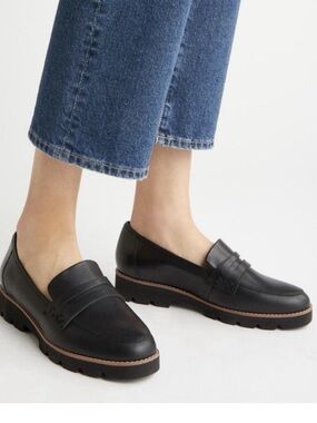 Vionic Cheryl II Black Loafers size 8 Wide